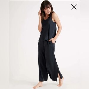 NWOT! Quince 100% Washable Black Silk Pajama Pants! Women's Sz. M (A50)